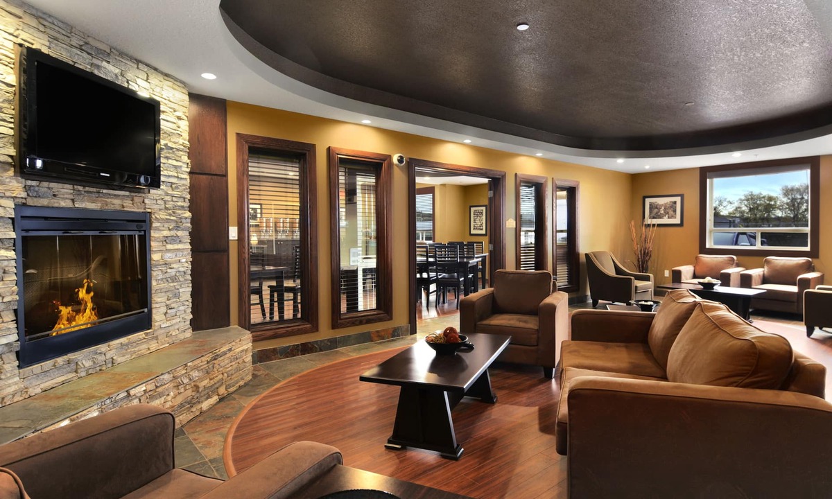 Cold Lake Hotel | Ramada by Wyndham Cold Lake