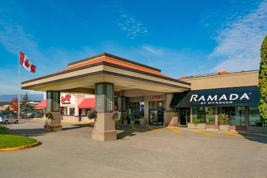 Dilworth Mountain Estates Hotel | Ramada by Wyndham Kelowna Hotel & Conference Center
