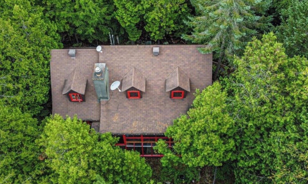 La Conception Ski Chalet | Rare Lakefront Chalet, Mont Tremblant