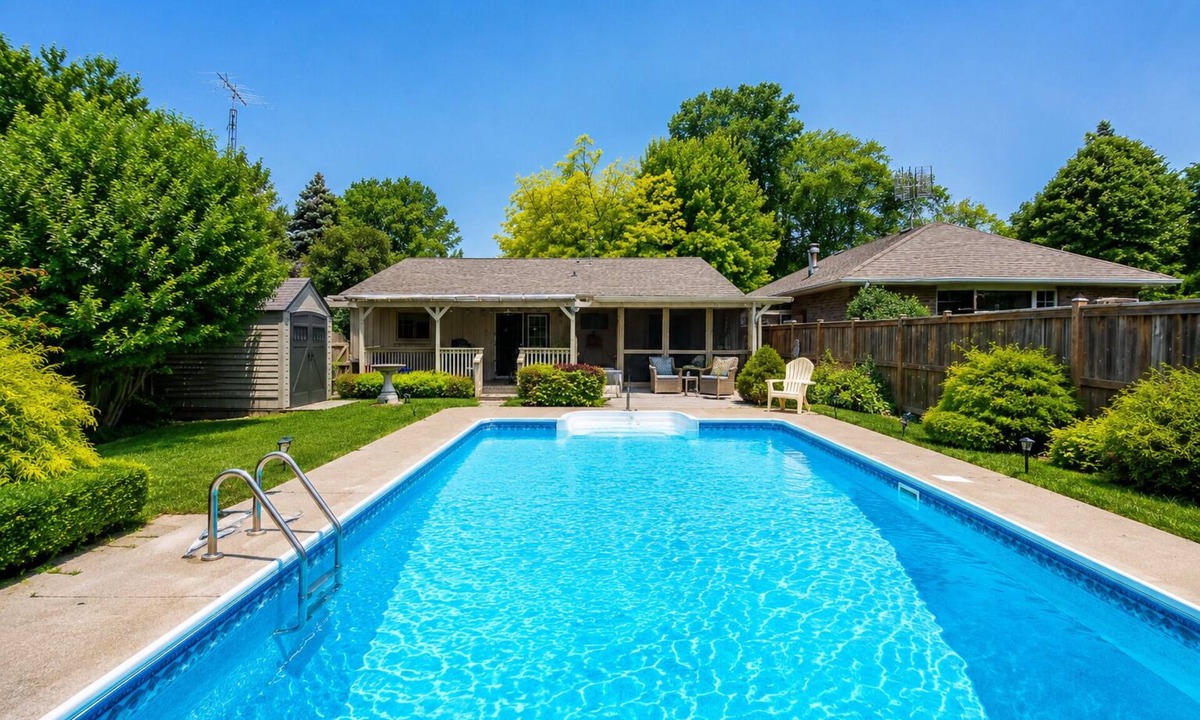 Kingsville House | Relaxing Pool Retreat Near Wineries & Point Pelee