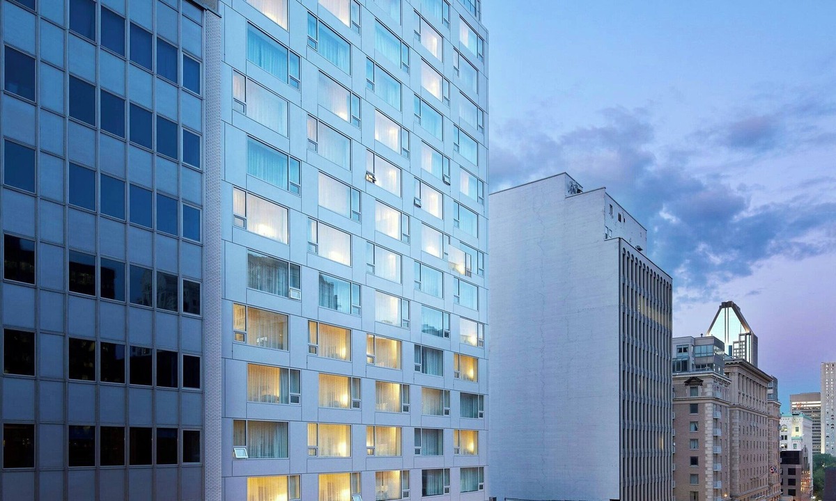 Downtown Montreal Hotel | Residence Inn by Marriott Montreal Downtown