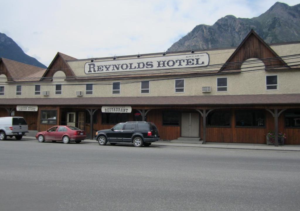 Lillooet Hotel | Reynolds Hotel