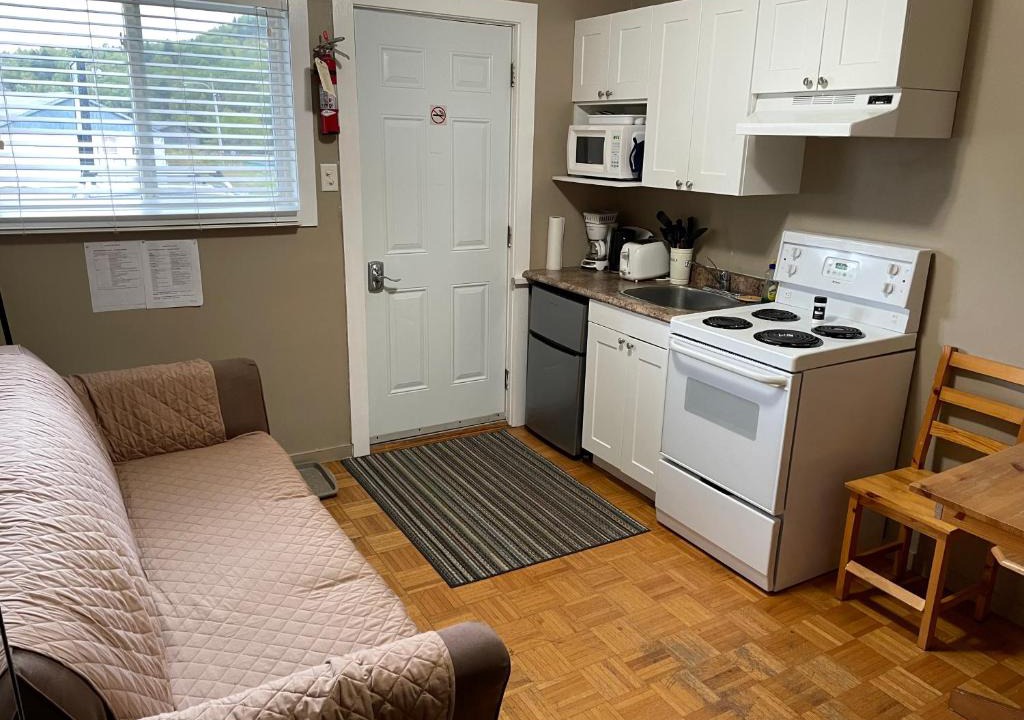Corner Brook Hotel | Rivers End Motel