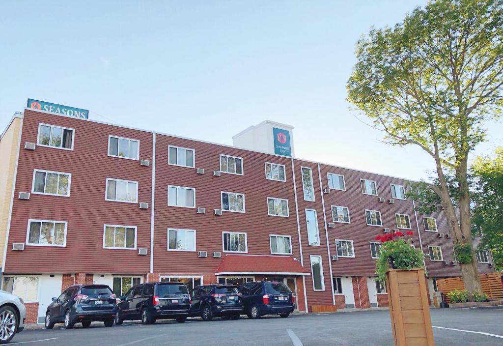 Fairview Hotel | Seasons Inn Halifax