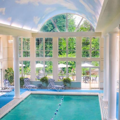 Augusta Hotel | Senator Inn & Spa
