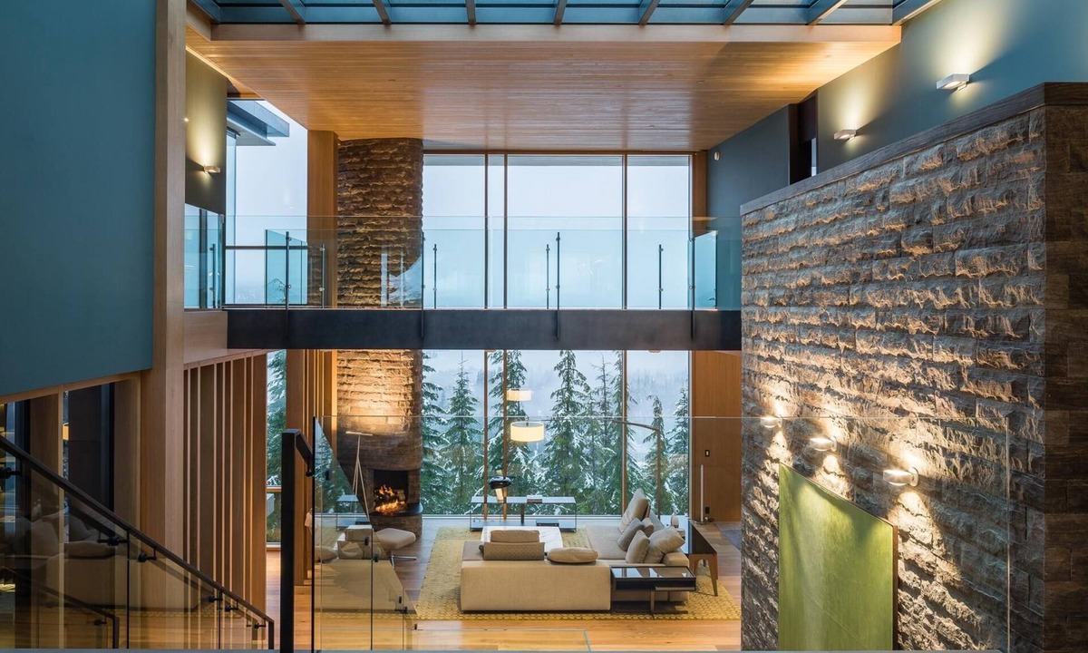 Whistler Creekside Ski Chalet | Serenity Estate Kadenwood | Ski-In Out, Hot Tub, Pool Table, Cinema Room