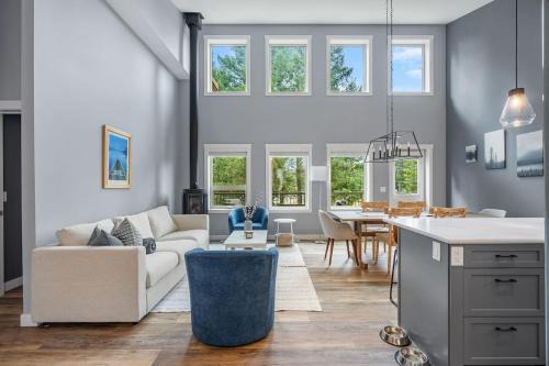 Windermere House | "Serenity Shores" Mins to LakeKing Bed 10 Guests