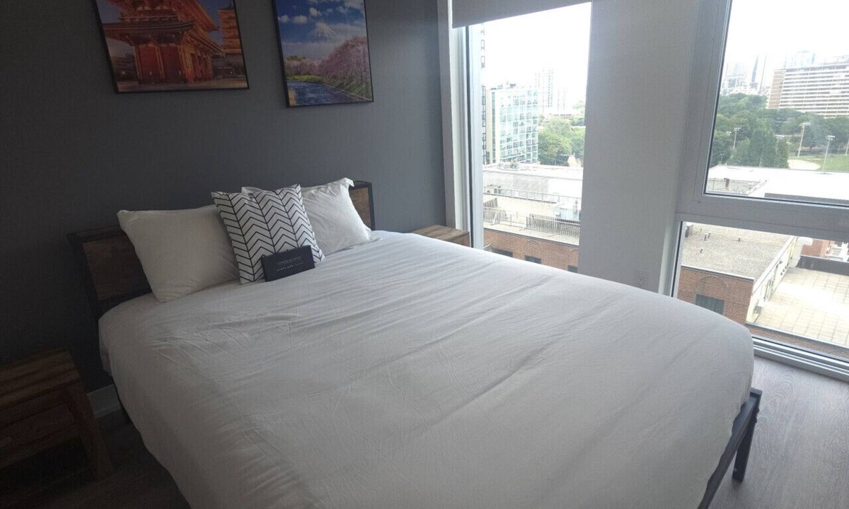 Downtown Toronto Apartment | Serviced 2 Bedroom Apartment in Toronto | Elm-Ledbury Building