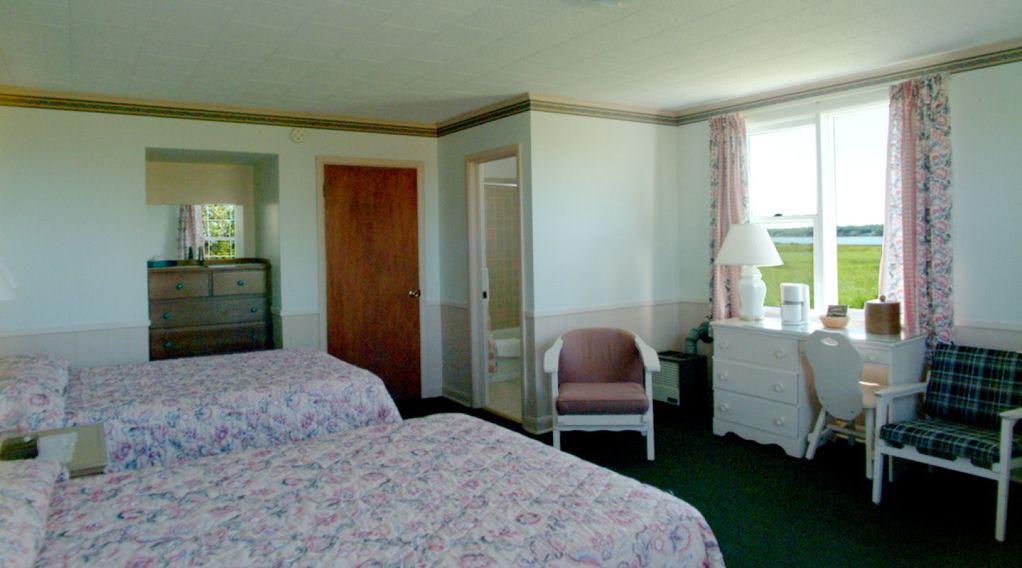 Brackley Beach Cabin | Shaw's Hotel & Cottages - Cottage #8