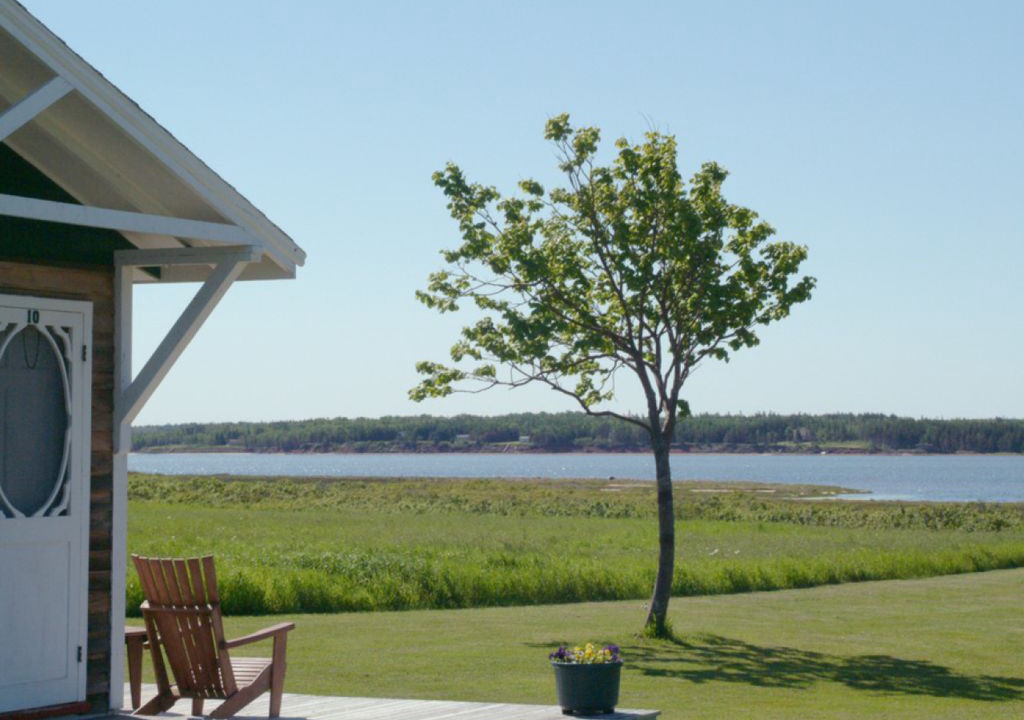 Brackley Beach Cottage | Shaw's Hotel & Cottages - Cottage #10
