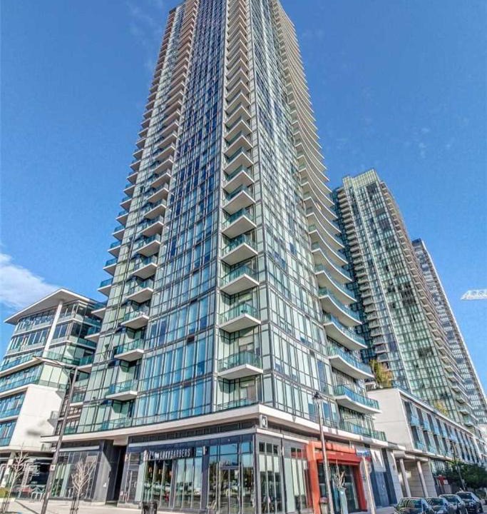 Downtown Mississauga Apartment | Sky-High 2BR/2BA Condo | Best City Views+Parking