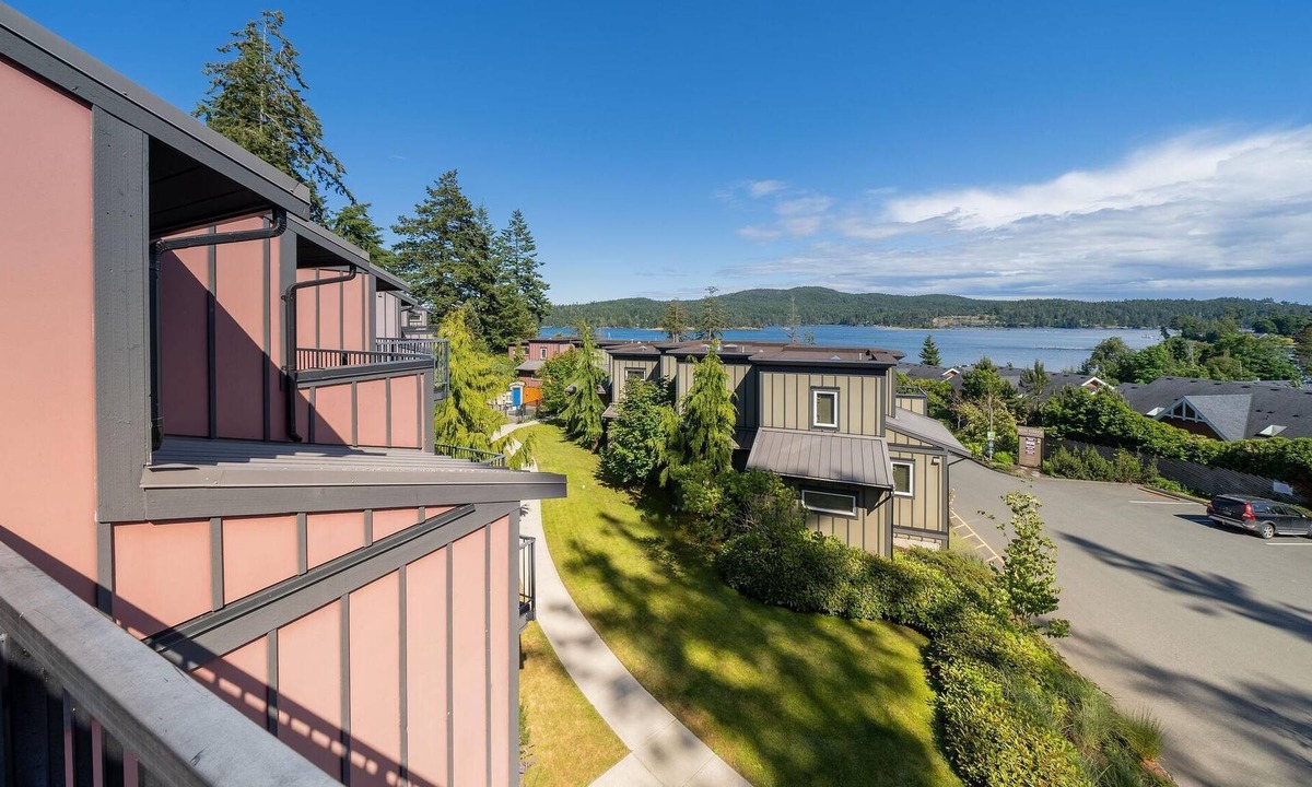 Sooke Cottage | Sooke Harbour Townhome, 3 Bedrooms