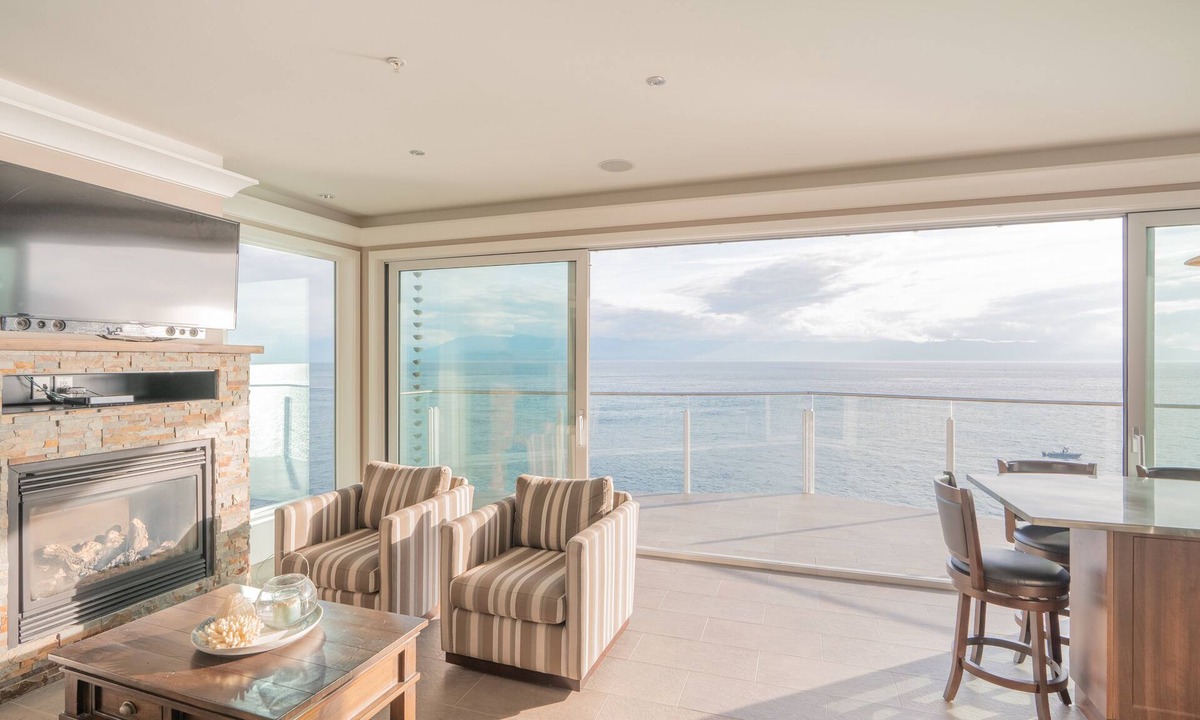 Sooke Condo | SookePoint Ocean Cottage Resort