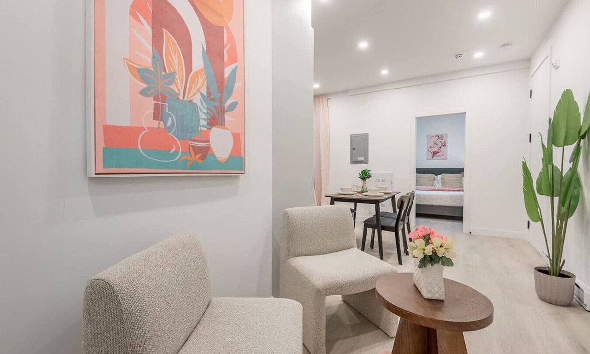 Shaughnessy Village Apartment | Sophisticated 2BR Haven Modern Decor & Comfort