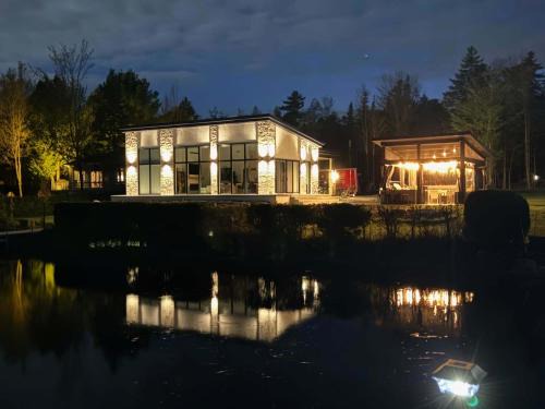 Lambton Ski Chalet | Spa & Comfort - Chalet KG Petit lac Lambton