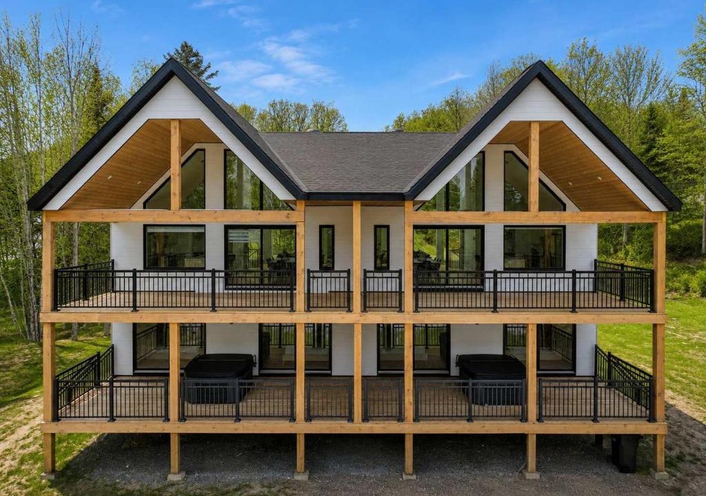 Mont-Tremblant Ski Chalet | Spa - River - Game Room - Le Boreal