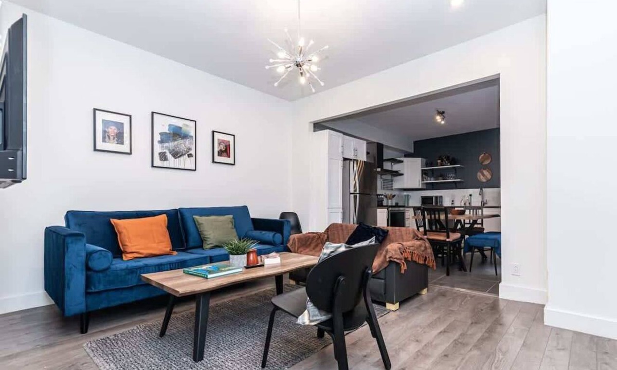 Mercier-Hochelaga-Maisonneuve Apartment | Spacious 4BR w/Parking & Metro