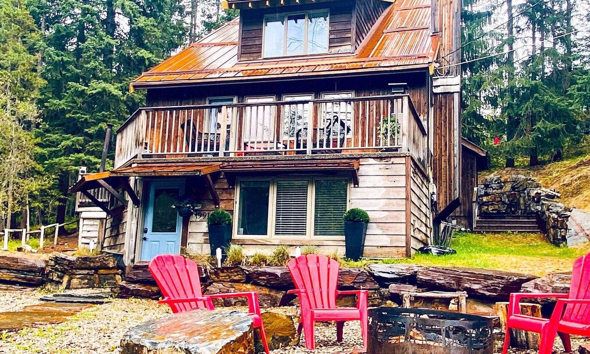 Panorama House | Spacious 5 bedroom Panorama Mountain Retreat !