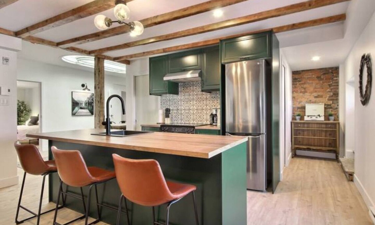 Old Quebec Apartment | Spectacular 3 Bdrm Old Quebec Penthouse