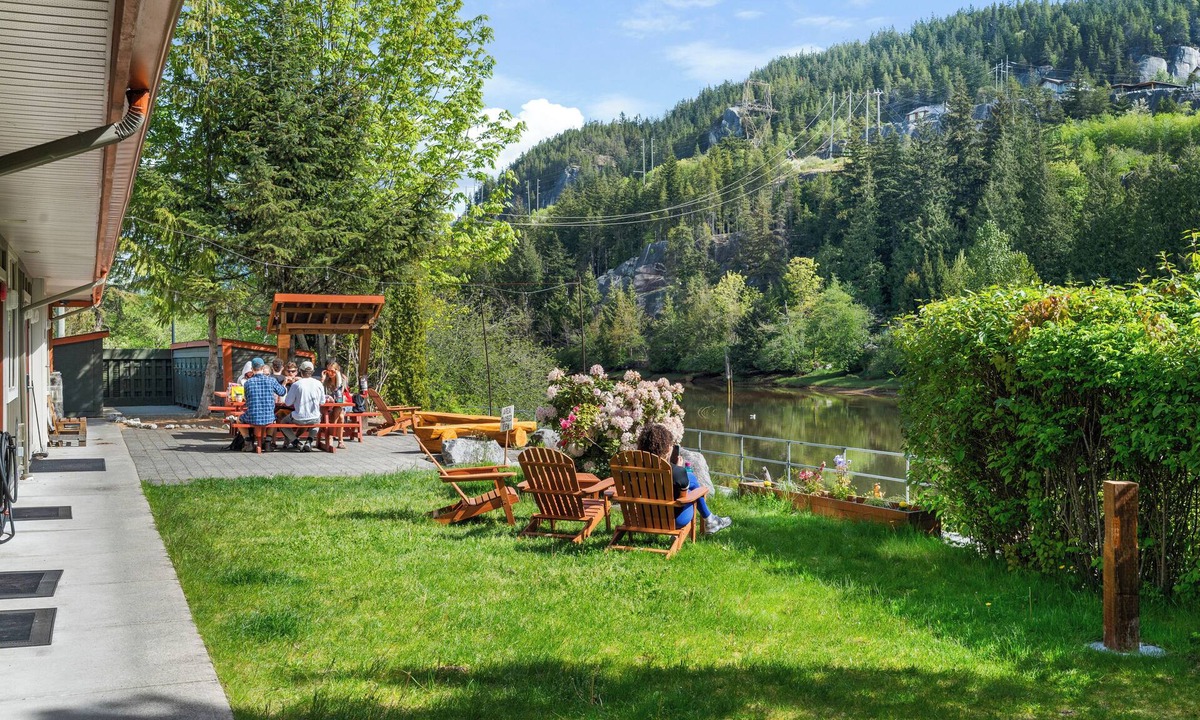 Squamish Hotel | Squamish Adventure Inn