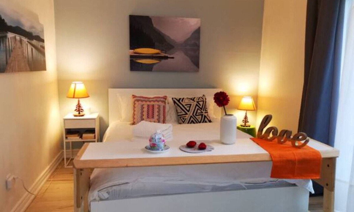 Clarkson-Lorne Park Apartment | Step away to backyard nature-Joy in heart