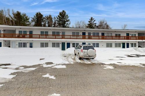 Rockwood House | Studio with shared dock & amazing view of Moosehead Lake & Mt Kineo