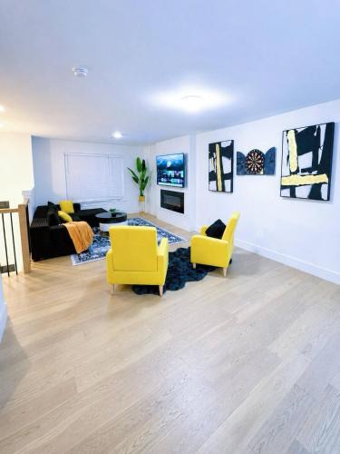 Moncton House | Stylish 3-Bedroom Full House Near Magnetic Hill