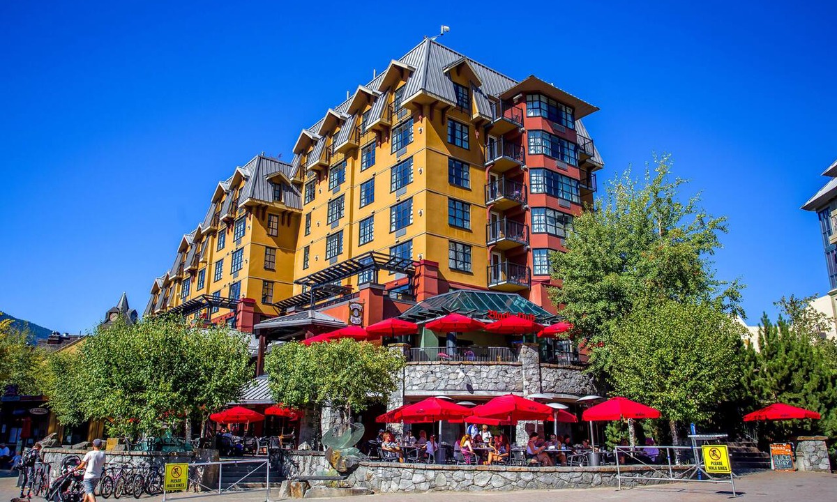 Whistler Village Hotel | Sundial Hotel