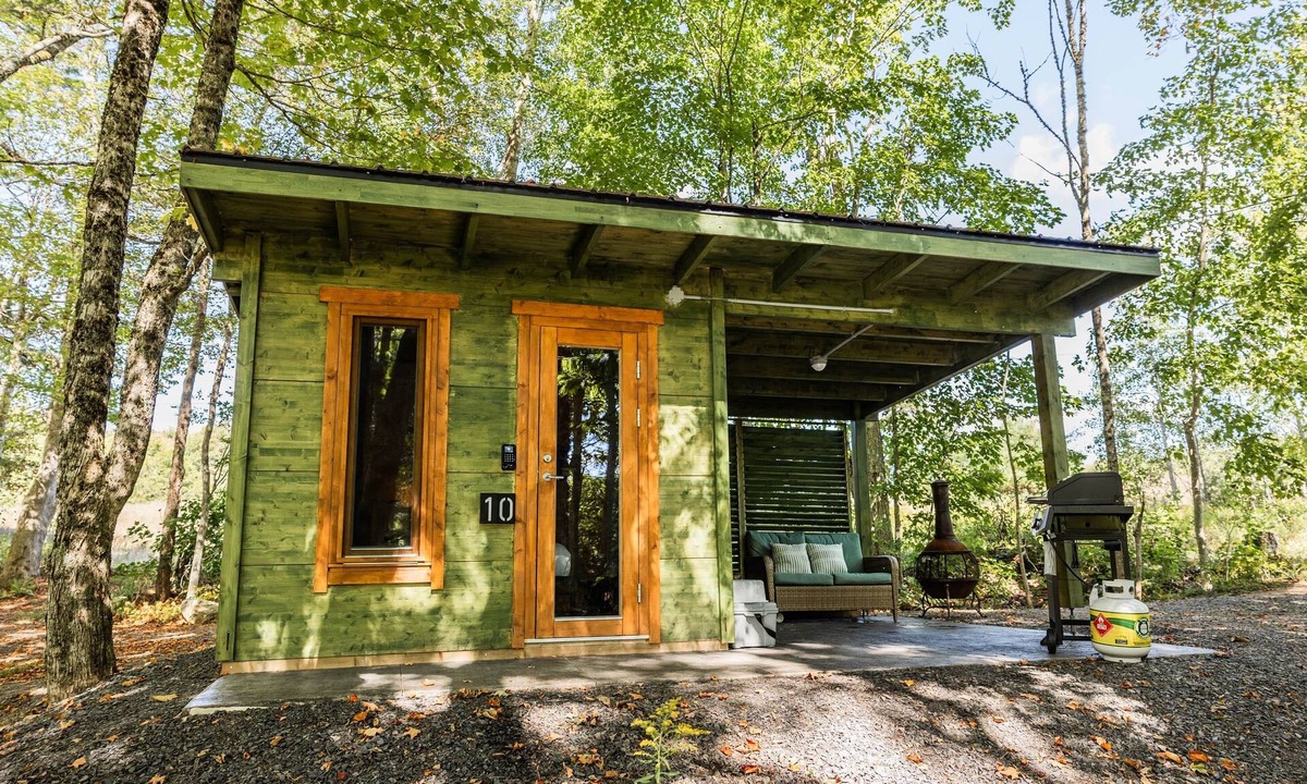 Kings County Cabin | Sunken Escapes Bunny Cabin #10