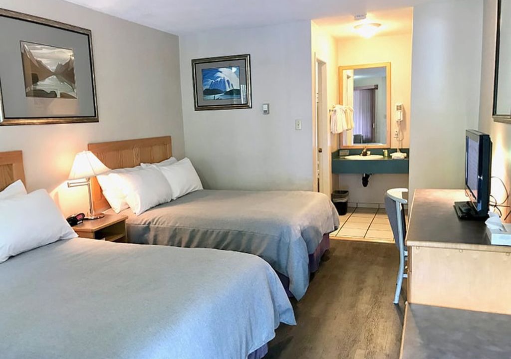 Sunwapta Falls House | Sunwapta Falls Rocky Mountain Lodge - Double lodge Room