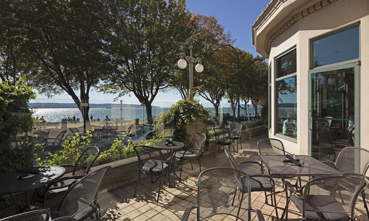 West End Hotel | Sylvia Hotel