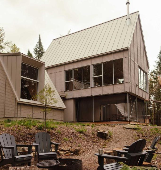 Chertsey Ski Chalet | The Gale