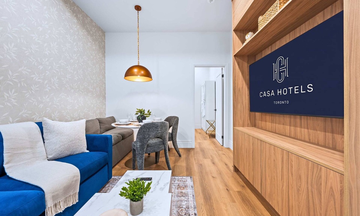 Riverdale Apartment | The Gerrard | Brand New CN Tower Home Base