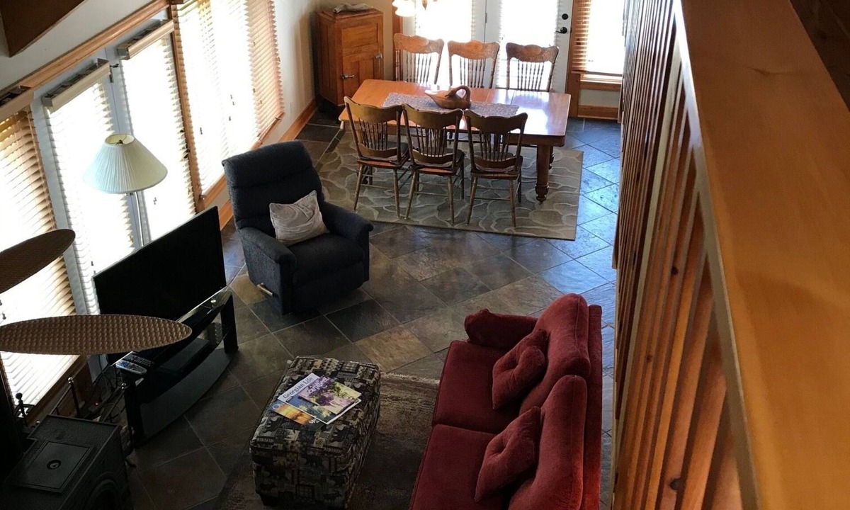 The Blue Mountains Cottage | The Loons Waterfront Cottage/Private Beach Georgian Bay! book for Winter Season