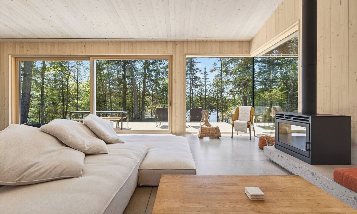 Wentworth-Nord Ski Chalet | The Lost Lake Residence