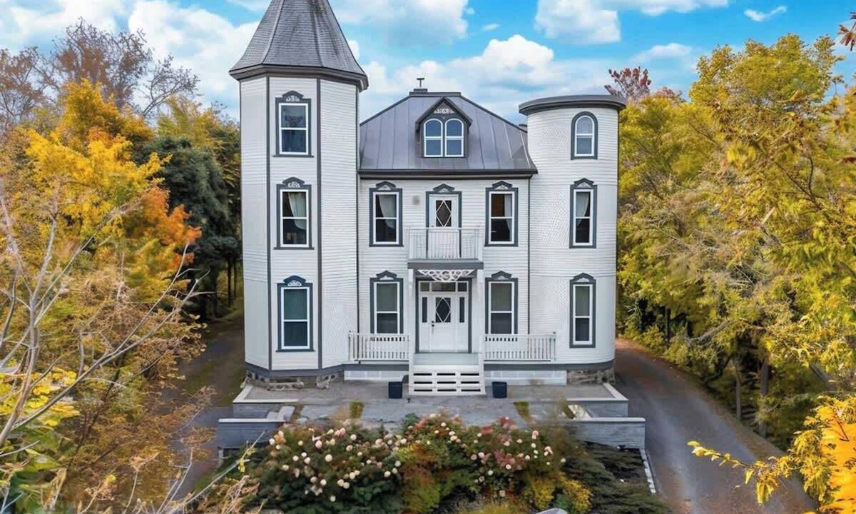 Desjardins Other | The Unique Valvak Castle Spa & BBQ Fireplace