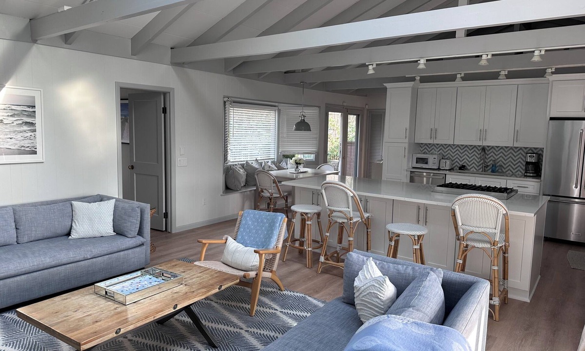 Lion Head Beach House | Three Bedroom Beach House with Pool & Walkable Private Beach