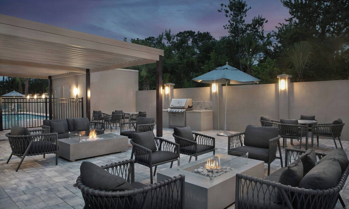 North Beach Hotel | TownePlace Suites by Marriott® Jacksonville Mayport
