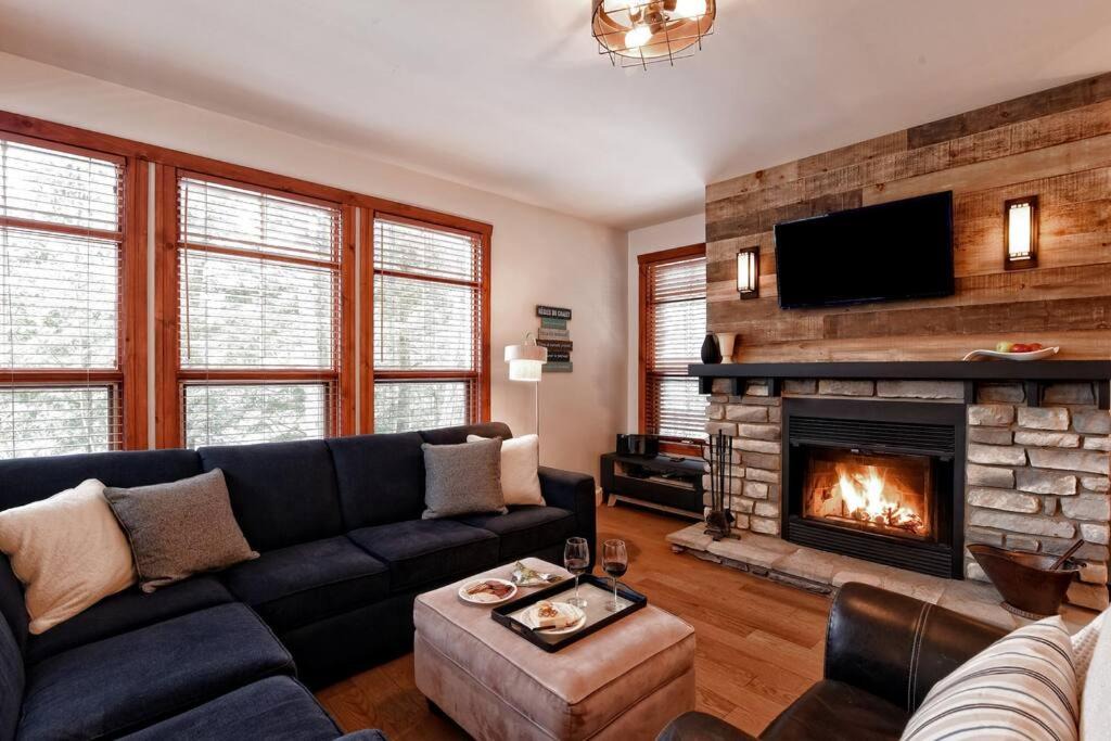 Tremblant-Les-Eaux Ski Chalet | Tremblant Les Eaux A - Mont-Tremblant