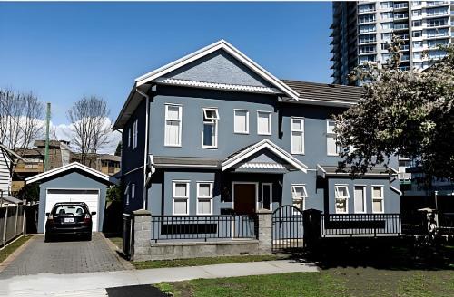 East Side House | Two Bedrooms- A Warm House