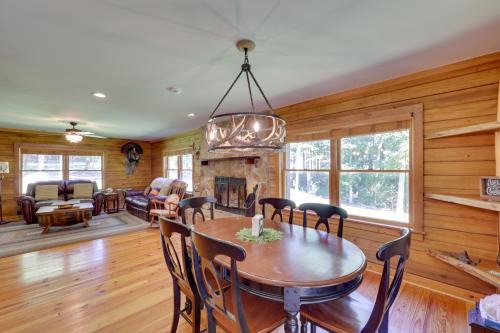 Louisburg House | Unplug & Unwind! Country Cabin in Louisburg