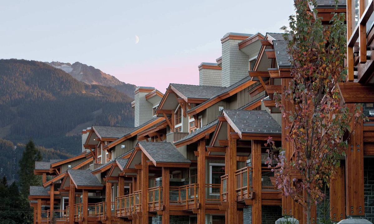Whistler Condo | Walk to village retreat w/hot tub & AC