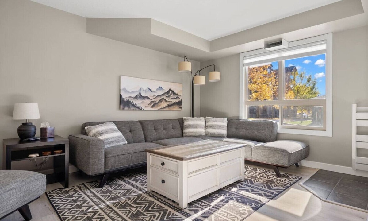 Invermere Apartment | Water`s Edge | Pool | Hot Tub | Pets | Ground LVL