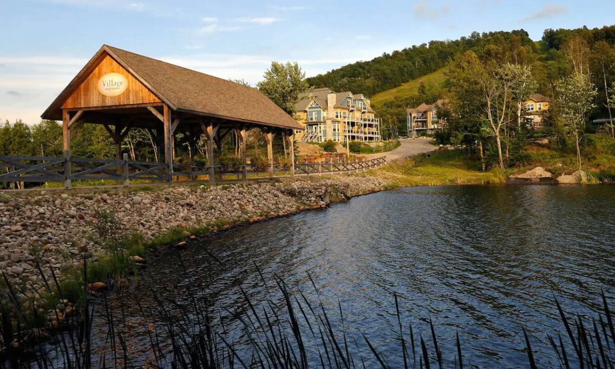 Saint-Faustin-Lac-Carre House | Waterview | Ski-in/Ski-out | Mont Blanc 15 min to Mont Tremblant