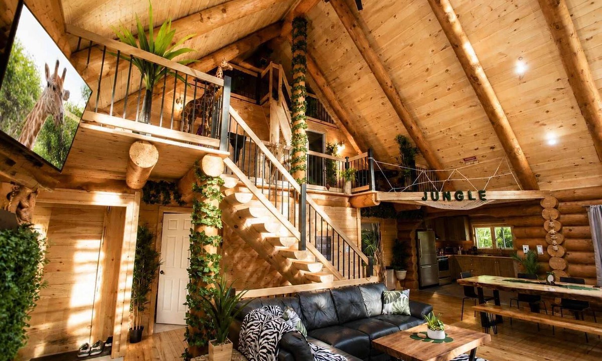Saint-Philemon Ski Chalet | Welcome to the Jungle | Log cabine | Spa