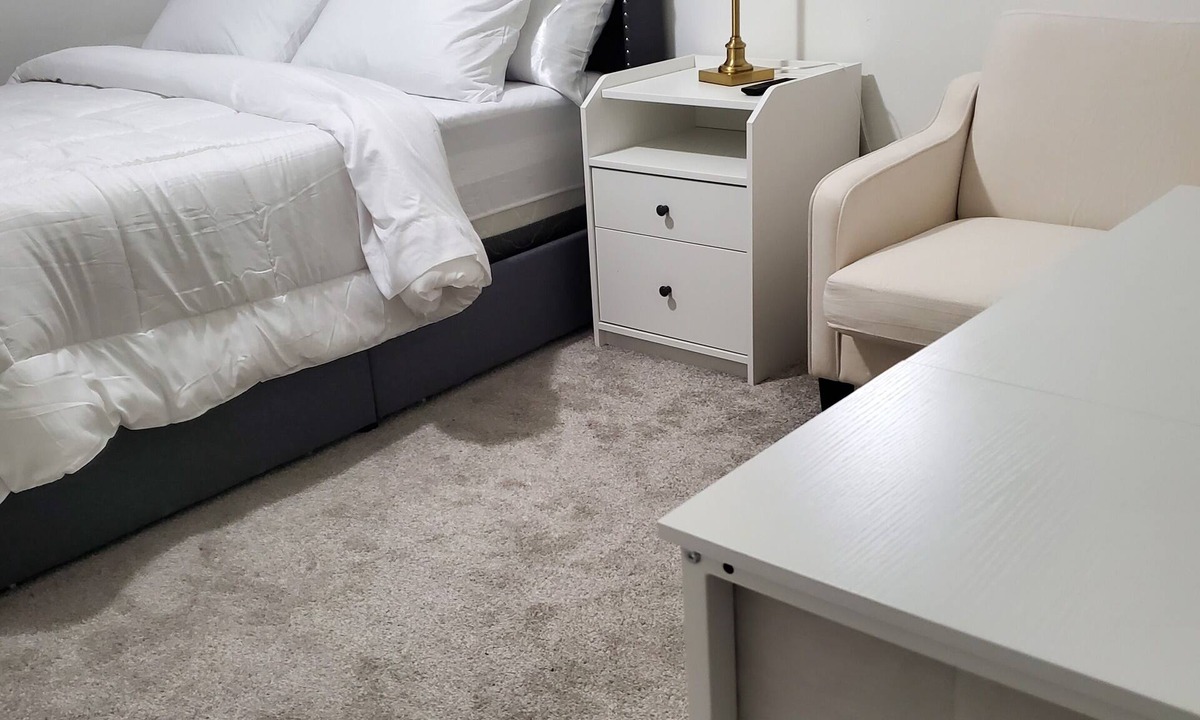 Hillandale House | Welcome to your home-away-from-home, with comfortable sleeping arrangements.