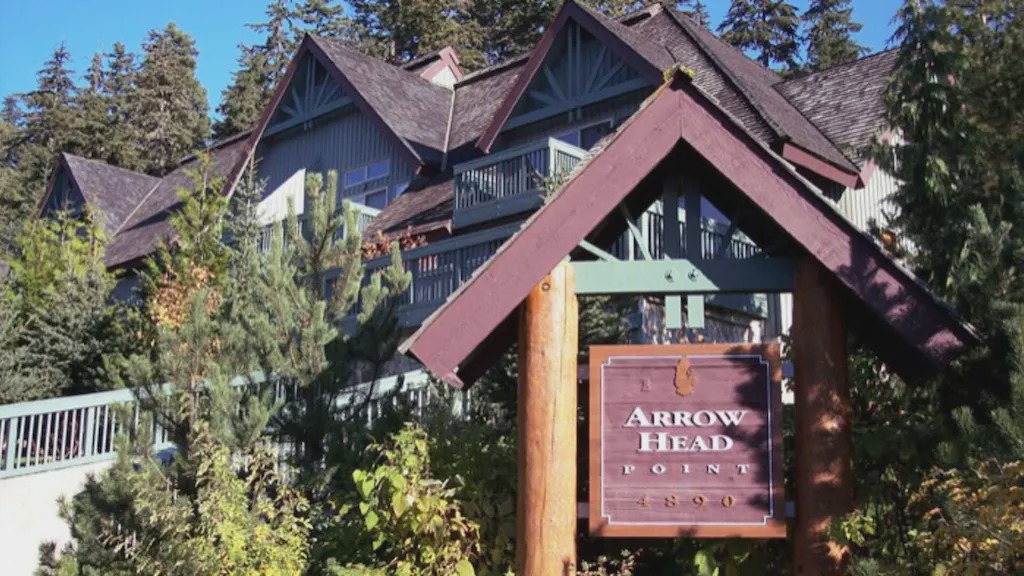 Upper Village House | Whistler - Arrowhead Point - AH11