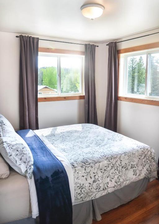 Horsefly Bed & Breakfast | Willow Grove B&B Inn