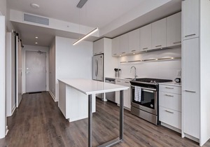 Corporate Stays - Elegant 1BR City with Stylish Interiors and Top Comfort