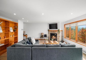 Hauts-Bois Ski InOut 2brs w Pool Access 197-4